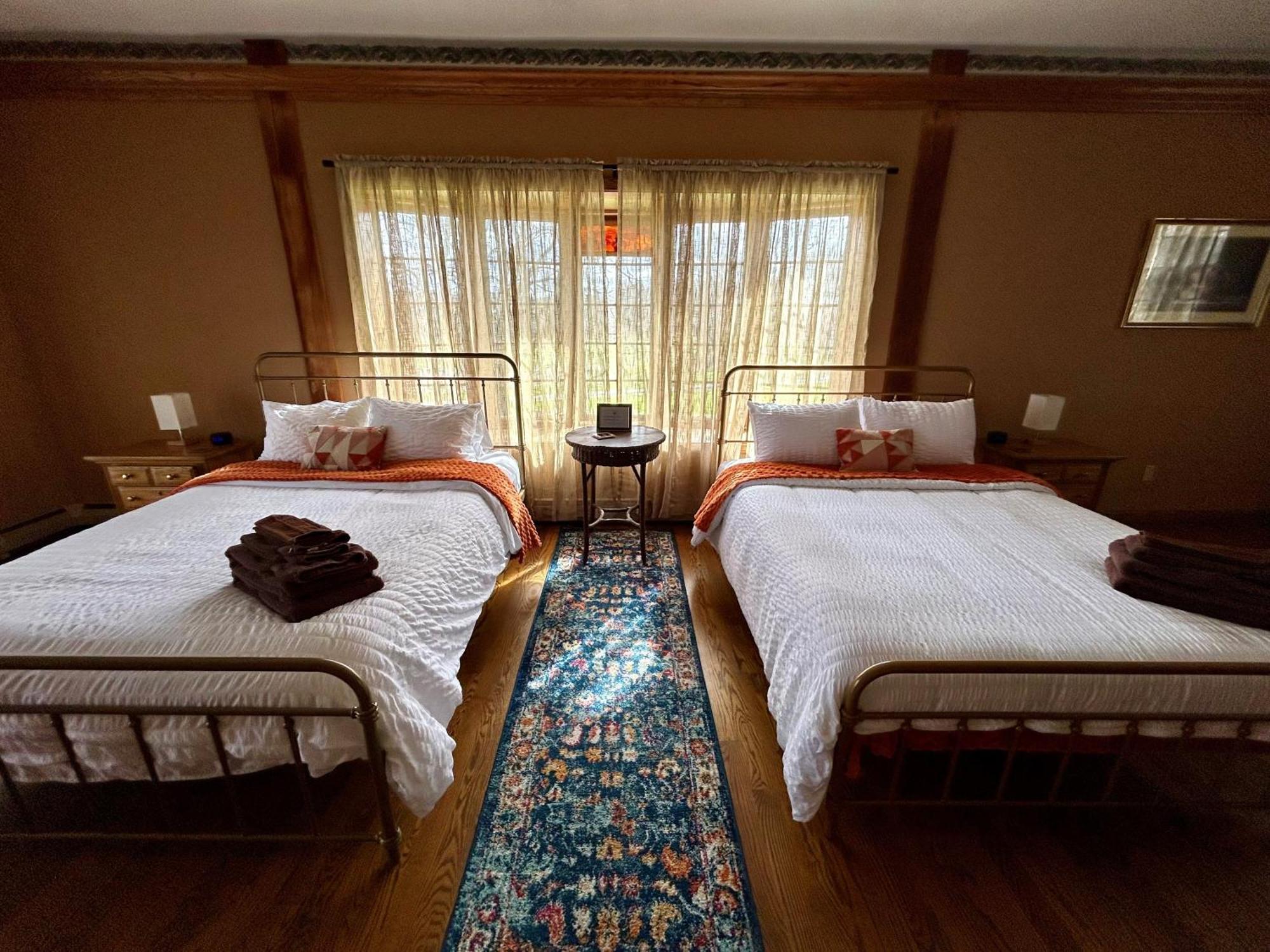 Geneva Warner-Concord Farms Bed & Breakfast מראה חיצוני תמונה